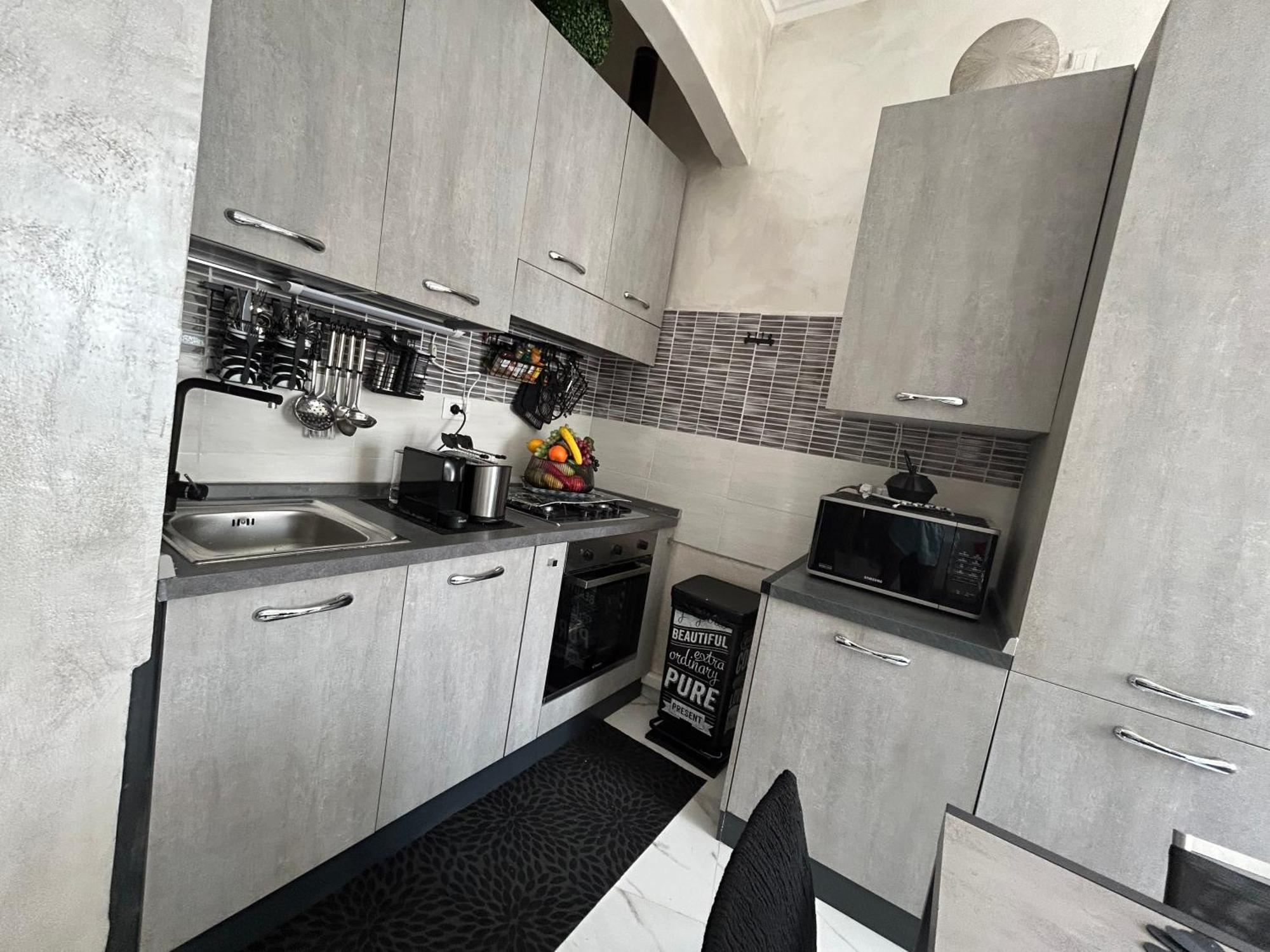 Loft Nuovo Vicino Al Centro - Oasi Relax Apartment *